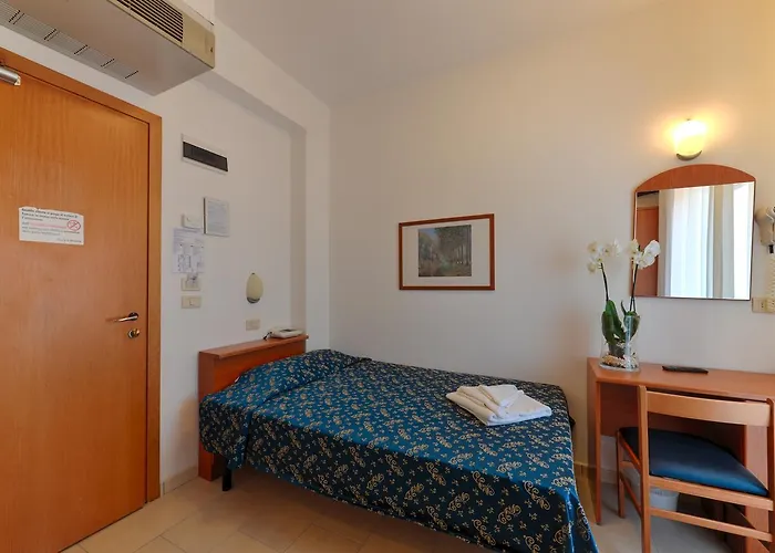 Taormina Hotel 3*