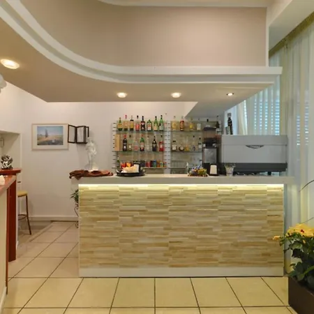 Hotel Taormina 3*