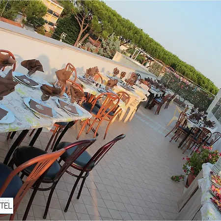 Hotel Taormina 3*