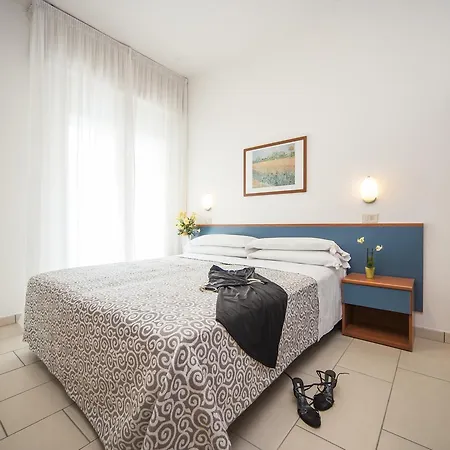 Отель Taormina 3*
